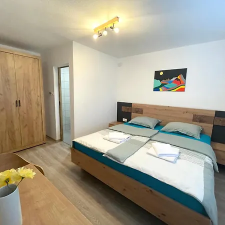 Privatunterkunft And Pri Baslju *